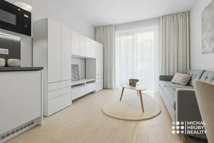 Prodej bytu 1+kk, Ostrava, Výstavní, 27 m2