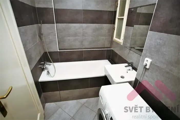 Pronájem bytu 2+kk, Praha - Vinohrady, Radhošťská, 46 m2