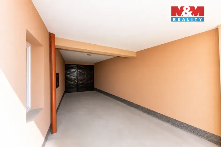 Pronájem rodinného domu, Velim, třída Krále Jiřího, 280 m2