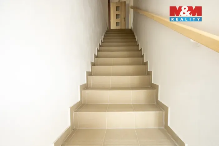 Pronájem bytu 3+1, Čečovice, 76 m2