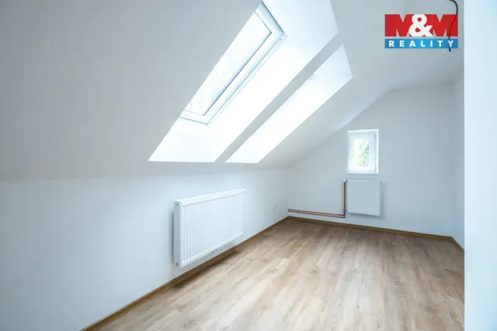 Pronájem bytu 3+1, Čečovice, 76 m2