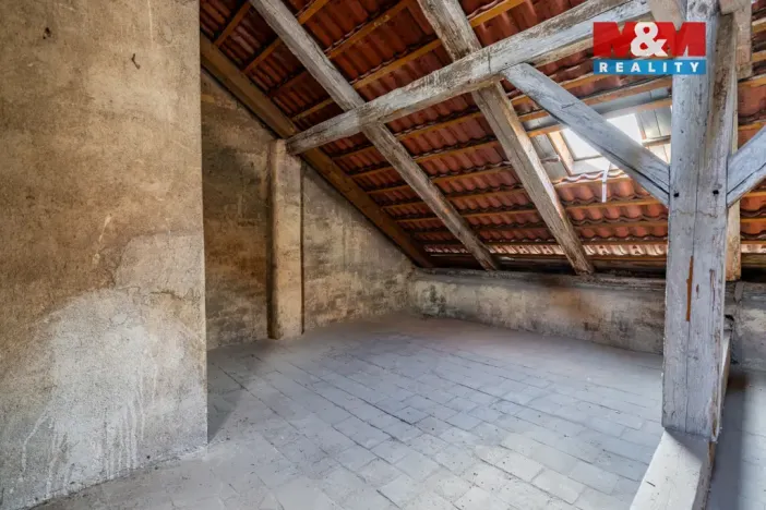 Prodej půdního prostoru, Praha, Husitská, 126 m2