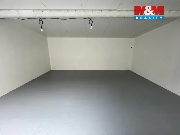 Pronájem garáže, Kopřivnice, 40 m2