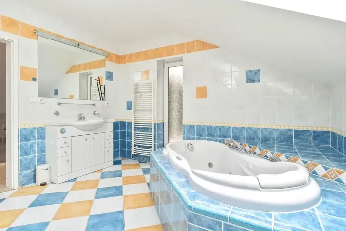 Pronájem rodinného domu, Dolní Břežany, V Úvozu, 420 m2