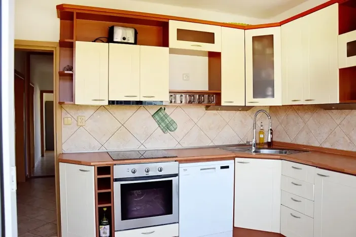 Pronájem bytu 3+1, České Budějovice, Dobrovodská, 66 m2