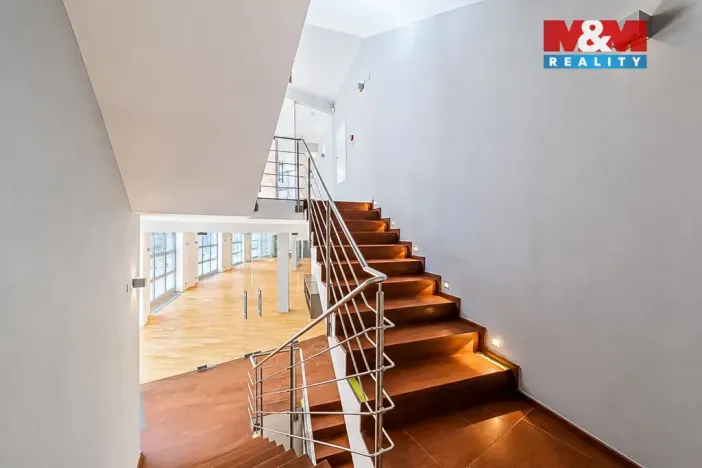 Pronájem kanceláře, Olomouc, Horní náměstí, 649 m2