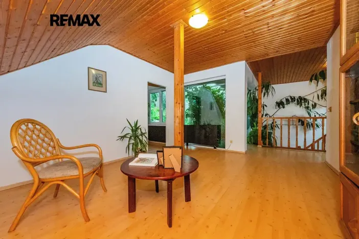 Prodej rodinného domu, Praha - Lipence, V roklích, 160 m2