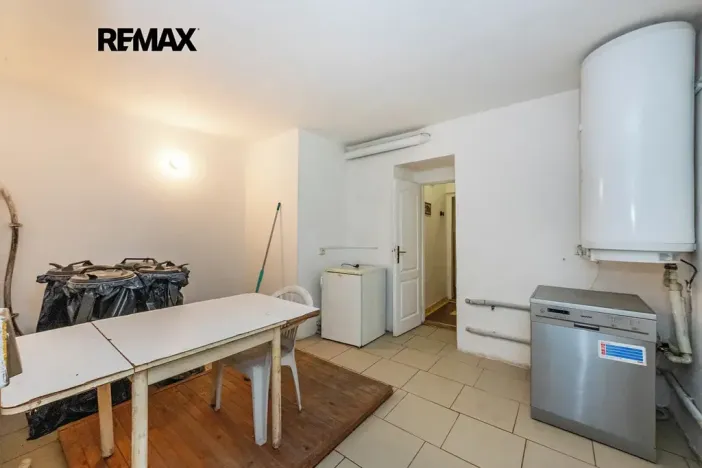 Prodej rodinného domu, Praha - Lipence, V roklích, 160 m2