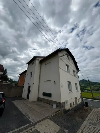 Pronájem bytu 2+1, Děčín, Vítězství, 84 m2