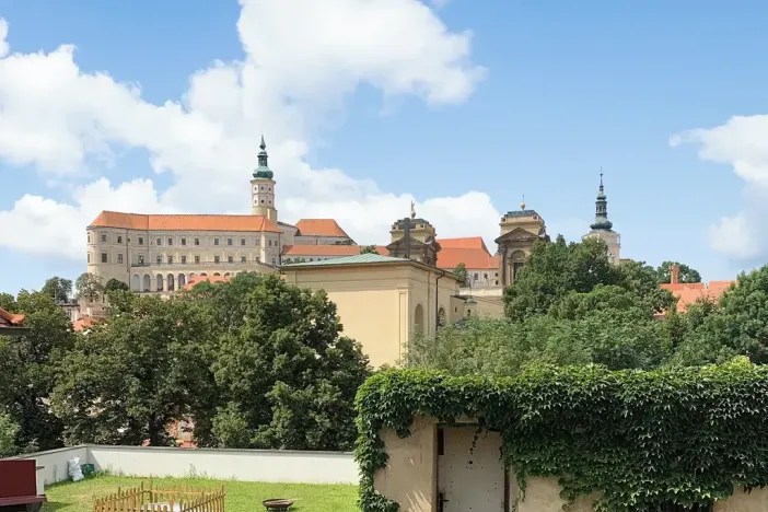 Prodej obchodního prostoru, Mikulov, Koněvova, 80 m2
