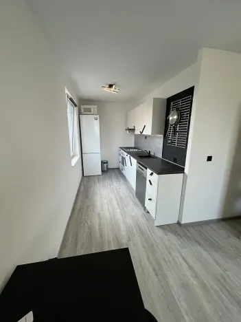 Pronájem bytu 3+kk, Praha - Petrovice, Rezlerova, 75 m2
