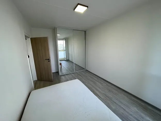 Pronájem bytu 3+kk, Praha - Petrovice, Rezlerova, 75 m2