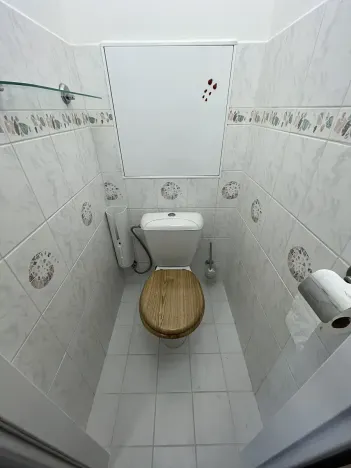 Pronájem bytu 3+kk, Praha - Petrovice, Rezlerova, 75 m2