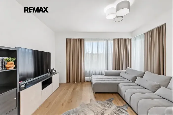 Pronájem bytu 2+kk, Praha - Strašnice, Ramonova, 58 m2