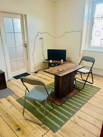 Prodej bytu 1+1, Karlovy Vary, Nad Dvorem, 43 m2