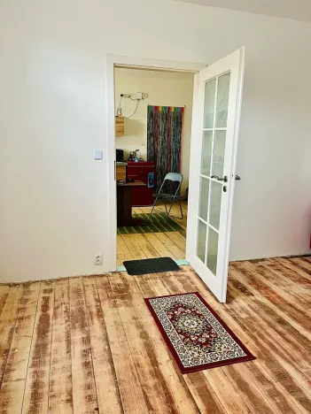 Prodej bytu 1+1, Karlovy Vary, Nad Dvorem, 43 m2