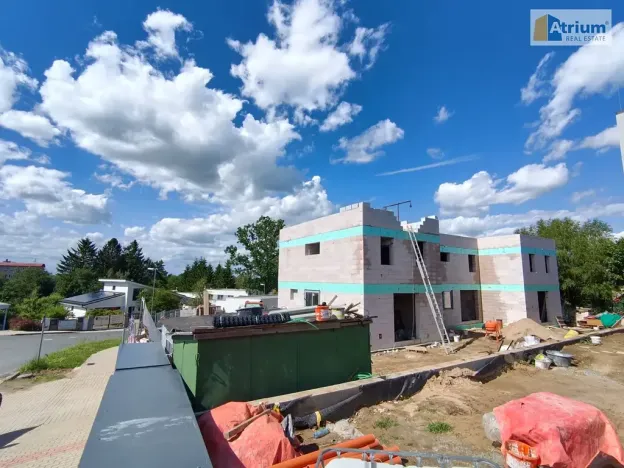 Prodej bytu 4+kk, Strančice, 93 m2