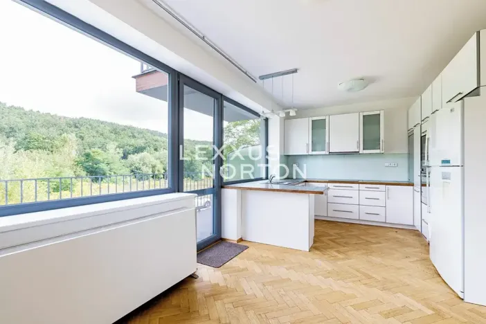 Pronájem rodinného domu, Praha - Nebušice, K vinicím, 230 m2