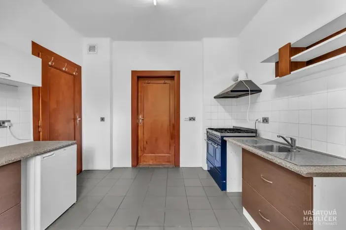 Pronájem bytu 2+1, Hradec Králové, Fučíkova, 75 m2