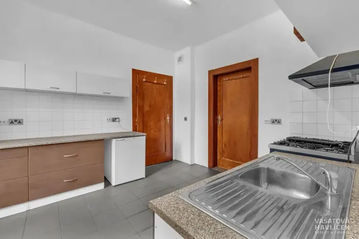 Pronájem bytu 2+1, Hradec Králové, Fučíkova, 75 m2