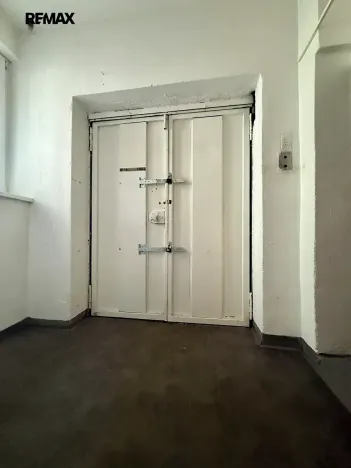 Pronájem skladu, Plzeň, Zikmunda Wintra, 520 m2