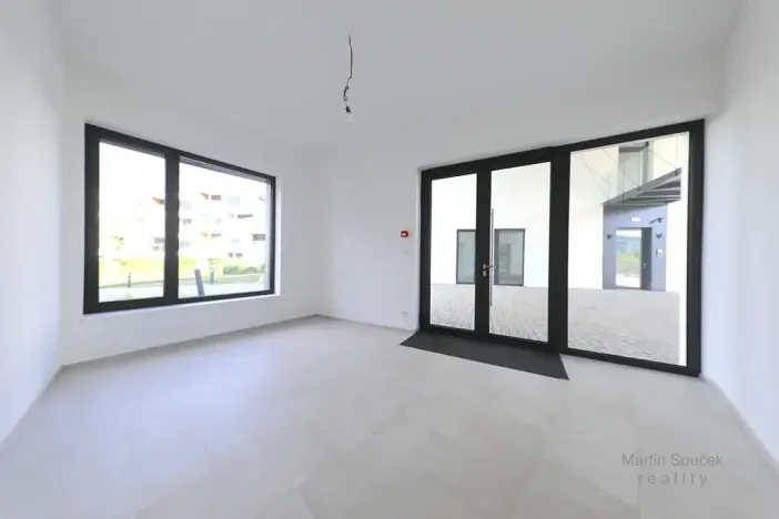 Prodej obchodního prostoru, Praha - Hlubočepy, Dostalové, 33 m2