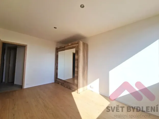 Pronájem bytu 3+kk, Praha - Bohnice, Hlivická, 73 m2