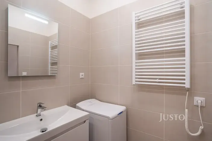 Pronájem bytu 2+kk, Praha - Vinohrady, Americká, 46 m2