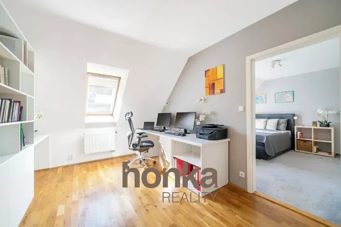 Prodej bytu 5+kk, Praha - Libeň, Na Rokytce, 150 m2