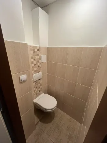 Pronájem bytu 1+1, Praha - Libeň, Primátorská, 41 m2