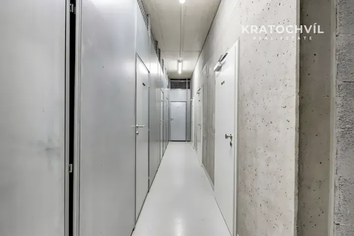 Prodej bytu 2+kk, Praha - Smíchov, Grafická, 70 m2