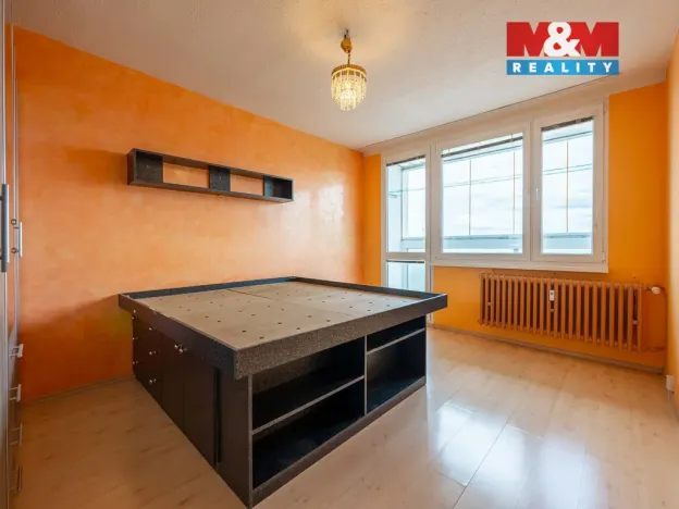 Prodej bytu 3+1, Praha - Kobylisy, Košťálkova, 66 m2