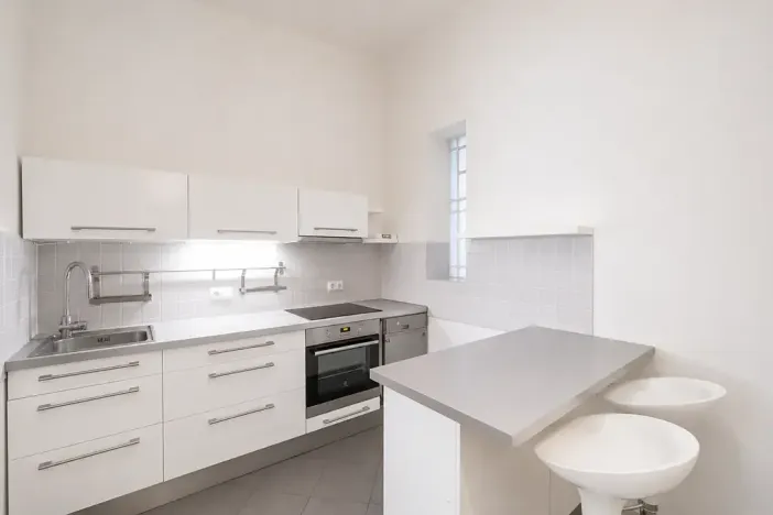 Pronájem bytu 3+1, Praha - Bubeneč, Čechova, 90 m2