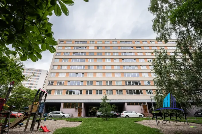 Pronájem bytu 2+kk, Praha - Braník, Novodvorská, 48 m2