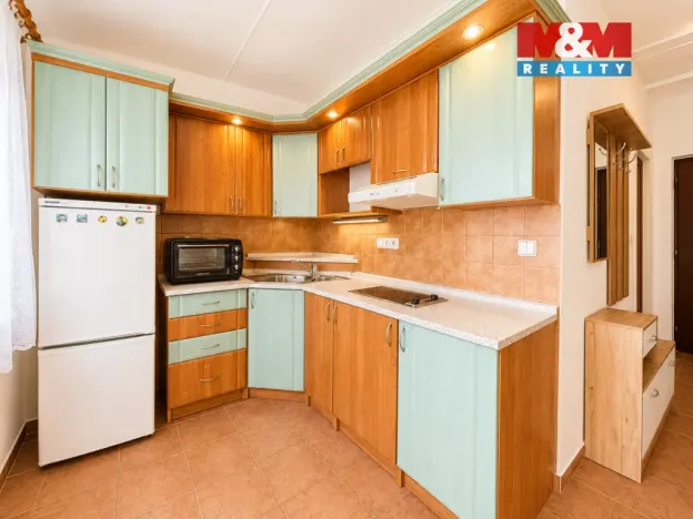 Pronájem bytu 1+1, Svoboda nad Úpou, Rýchorské sídliště, 32 m2