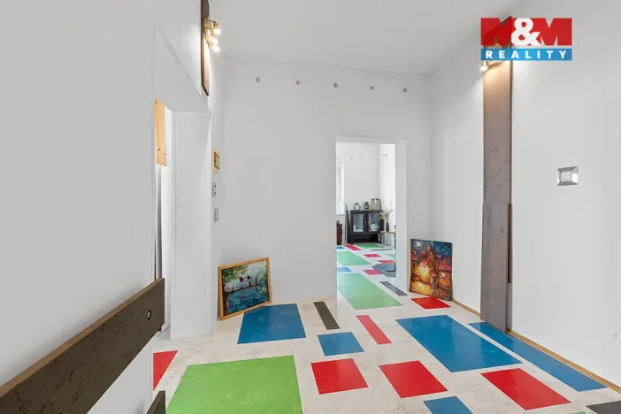 Prodej obchodního prostoru, Děčín - Děčín V-Rozbělesy, Ústecká, 741 m2