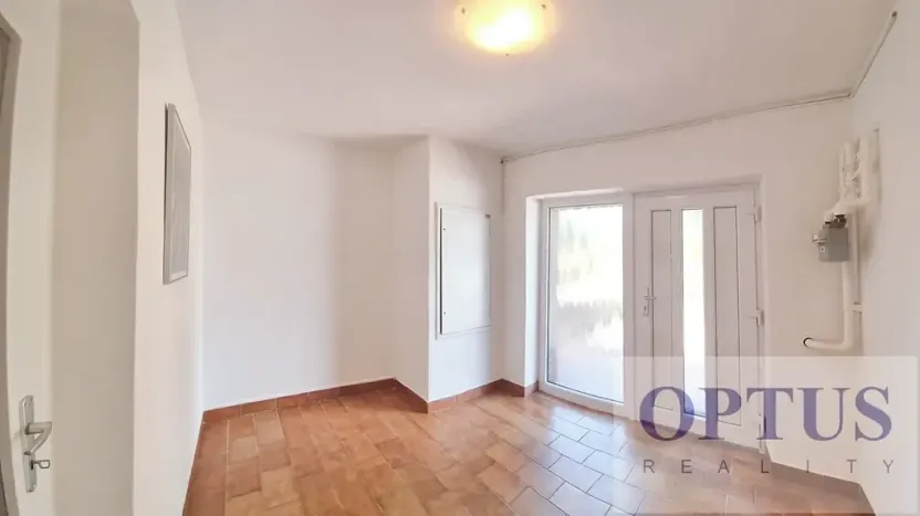 Pronájem rodinného domu, Praha - Háje, K jezeru, 306 m2