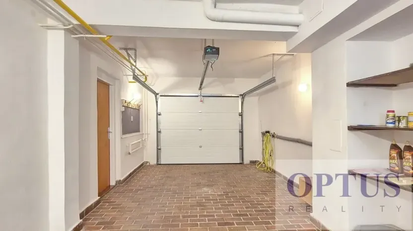 Pronájem rodinného domu, Praha - Háje, K jezeru, 306 m2
