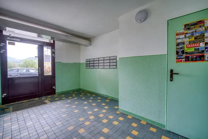 Pronájem bytu 2+1, Klášterec nad Ohří - Miřetice u Klášterce nad Ohří, Jana Ámose Komenského, 60 m2