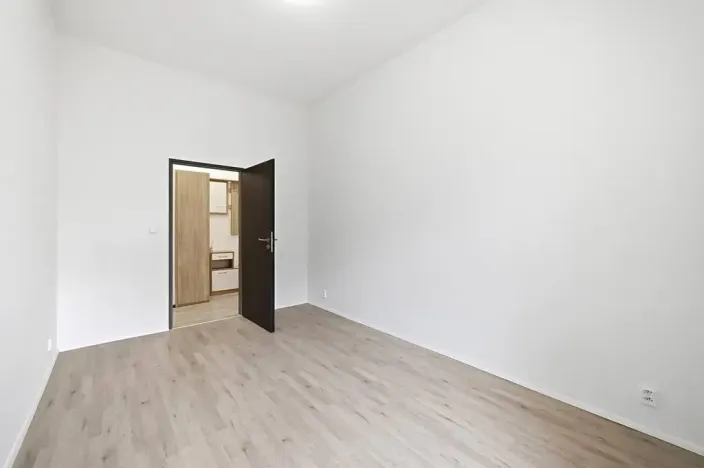 Prodej bytu 2+kk, Praha - Libeň, V zahradách, 39 m2