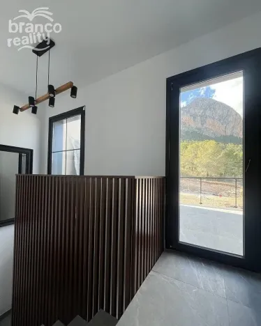 Prodej rodinného domu, Polop, Alicante, Španělsko, 215 m2