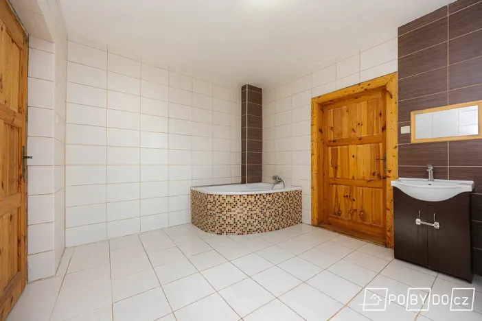Prodej rodinného domu, Zbůch, 184 m2