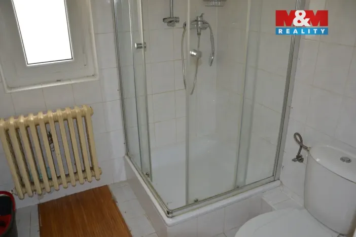 Prodej rodinného domu, Hronov - Velký Dřevíč, 250 m2