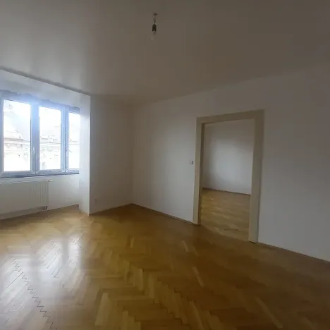 Pronájem bytu 2+1, Praha - Libeň, Sokolovská, 89 m2