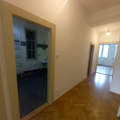 Pronájem bytu 2+1, Praha - Libeň, Sokolovská, 89 m2