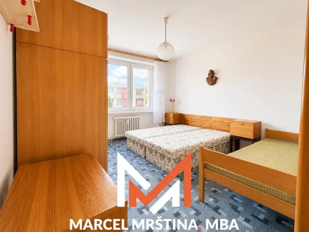 Pronájem bytu 3+1, Červený Kostelec, U Kaštánku, 75 m2