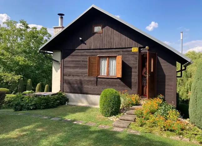 Pronájem chaty, Praha - Lipence, Jílovišťská, 28 m2