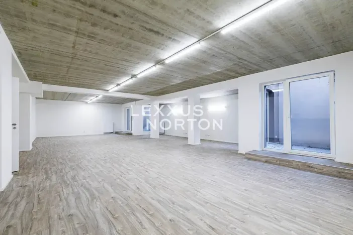Pronájem kanceláře, Praha - Smíchov, Nad Bertramkou, 130 m2