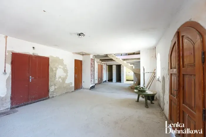 Prodej vinného sklepa, Mutěnice, 200 m2
