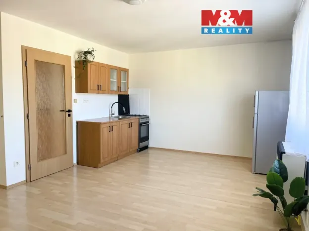 Pronájem bytu 2+kk, Benešov, Rubešova, 48 m2